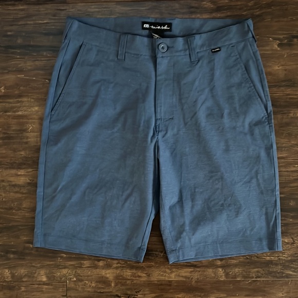 Travis Mathew |  Men's Carlsbad Golf Shorts - Picture 2 of 4